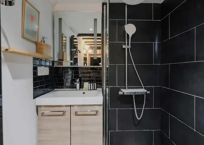 Apartment Duplex Au Coeur Du Marais, 4th Arrondissement